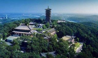 爬山爬一半发现景点在对面